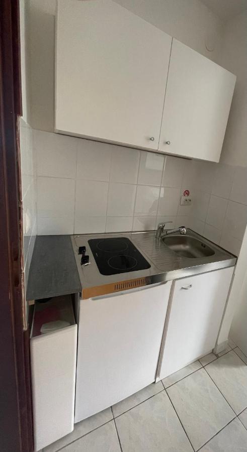 Enna Apartment 1 Perfect Location メドゥリン エクステリア 写真